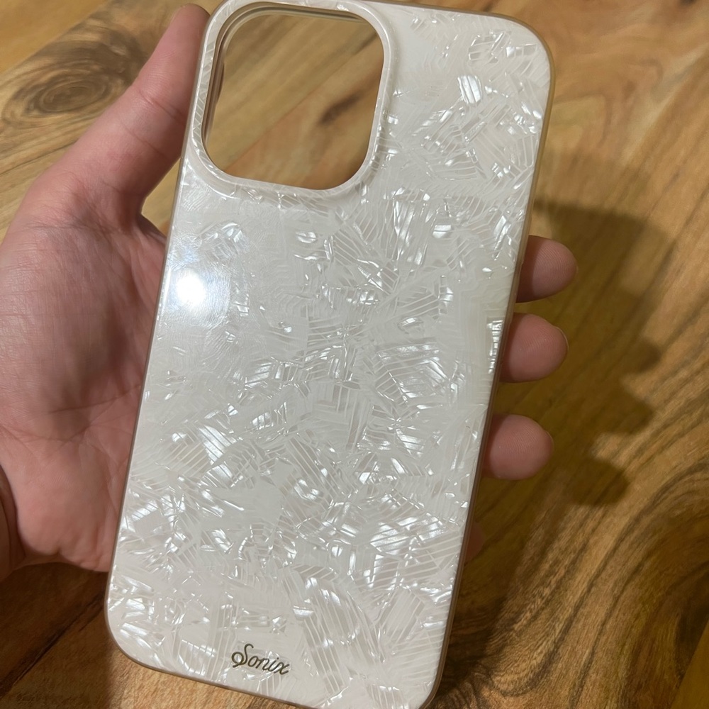 I phone 13 pro max sonix case
